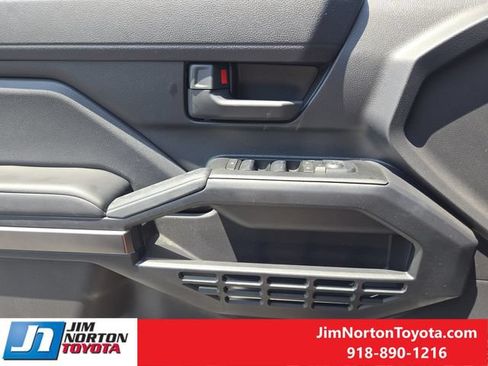 Used 2025 Toyota 4Runner SR5 AWD/4WD image 24