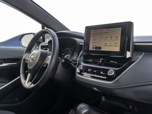 Used 2023 Toyota Corolla SE image 12