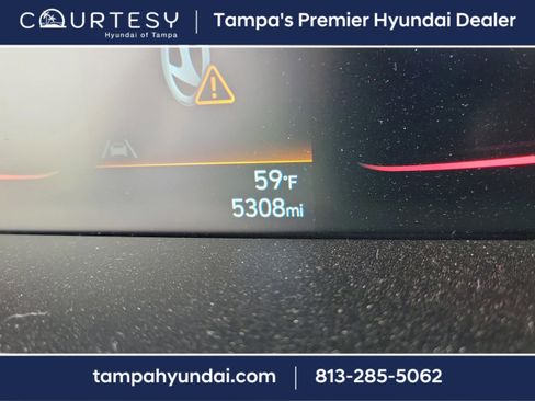 Certified 2025 Hyundai Elantra Sport image 22