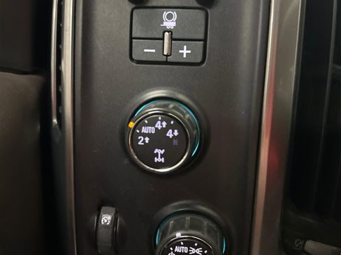 Used 2015 Chevrolet Silverado 1500 LTZ w/ LTZ Plus Package AWD/4WD image 14