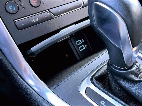 Used 2016 Ford Edge Sport w/ Equipment Group 401A AWD/4WD image 16