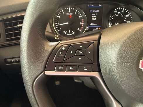 Used 2018 Nissan Rogue S FWD image 14
