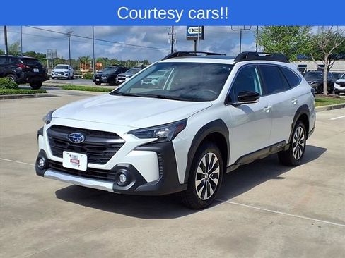 Used 2025 Subaru Outback Limited AWD/4WD image 3