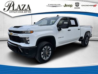 Used 2024 Chevrolet Silverado 2500 Custom w/ Custom Convenience Package