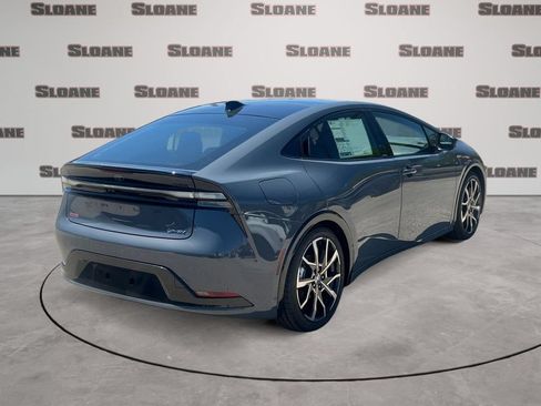 New 2026 Toyota Prius Plug-In Hybrid FWD image 5