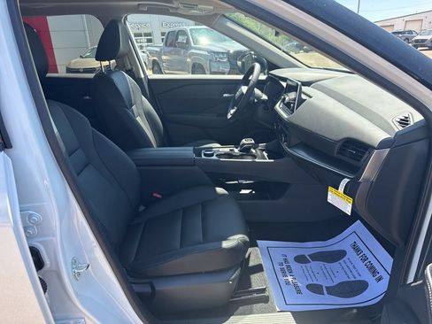New 2026 Nissan Rogue Dark Armor AWD/4WD image 25