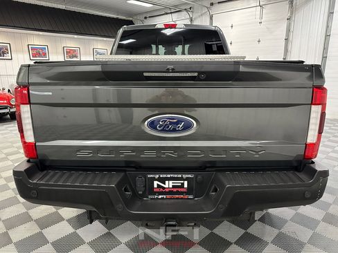 Used 2019 Ford F250 Lariat w/ Lariat Ultimate Package image 8
