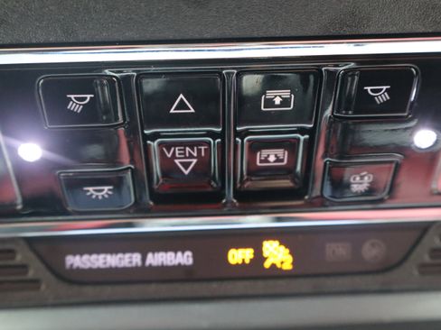 Used 2025 Lincoln Corsair Reserve AWD/4WD image 25