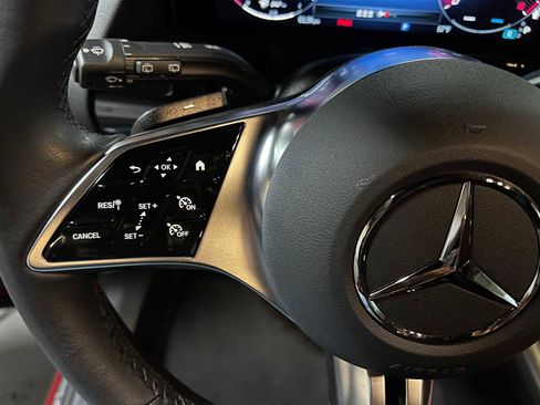 Certified 2025 Mercedes-Benz GLA 250 4MATIC image 26