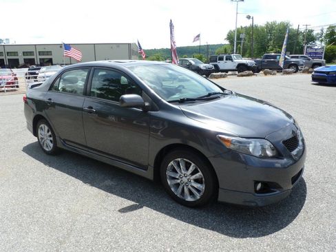 Used 2010 Toyota Corolla S FWD image 4