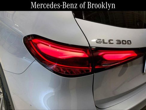Used 2026 Mercedes-Benz GLC 300 4MATIC image 28