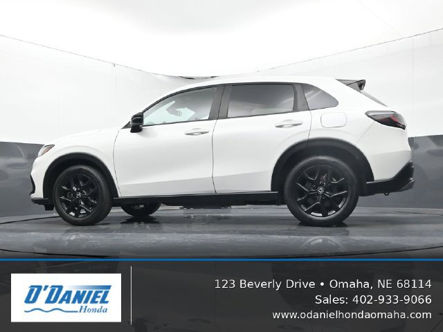 Used 2025 Honda HR-V Sport image 10