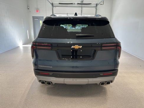 New 2026 Chevrolet Traverse LT w/ Driver Confidence Package image 5