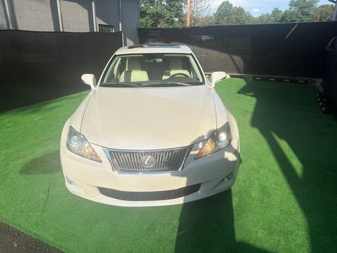 Used 2009 Lexus IS 250 AWD image 11
