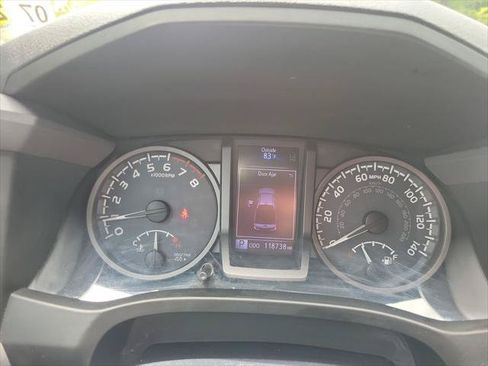 Certified 2019 Toyota Tacoma TRD Sport RWD image 32