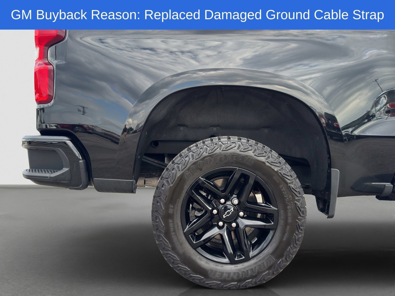Used 2024 Chevrolet Silverado 1500 LT Trail Boss w/ LT Trail Boss Premium Package AWD/4WD image 23