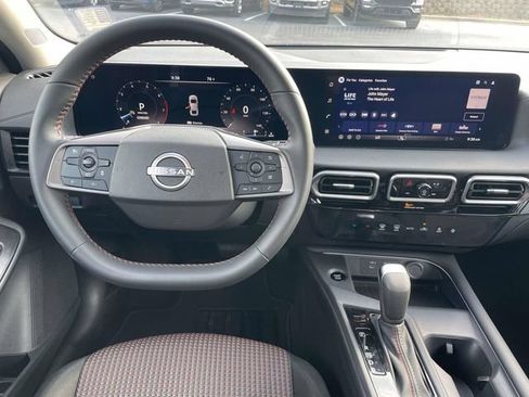 Used 2026 Nissan Sentra SR w/ Floor Mat Package FWD image 13