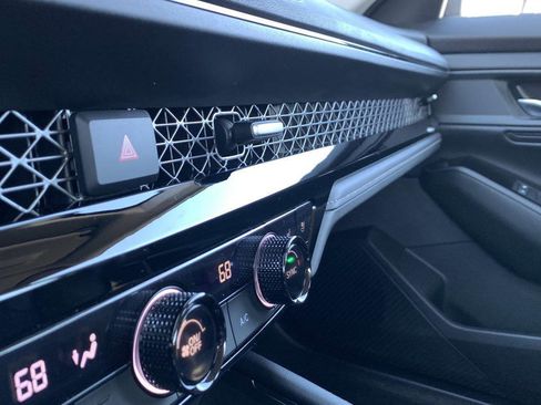 Used 2023 Honda Accord Touring image 24