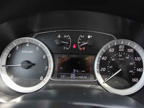 Used 2015 Nissan Sentra SV image 14