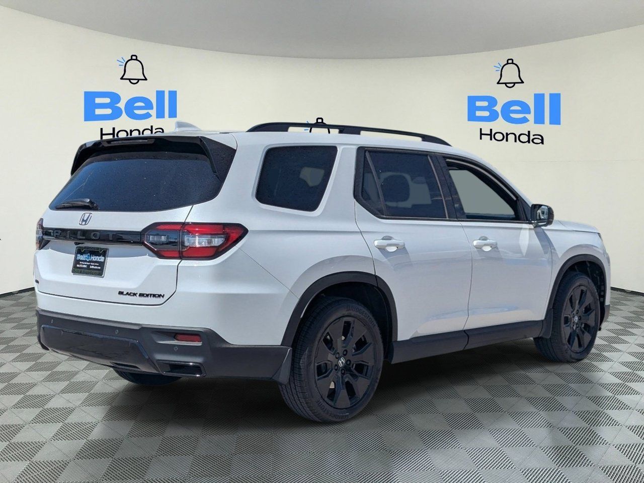 New 2026 Honda Pilot Black Edition image 3