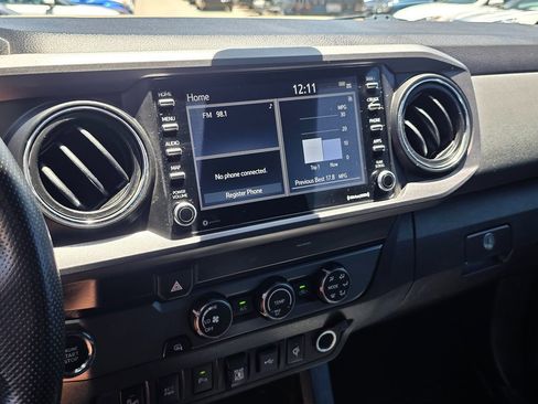 Used 2020 Toyota Tacoma TRD Off-Road w/ Technology Package RWD image 35