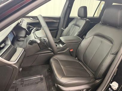New 2026 Jeep Grand Cherokee L Limited w/ Limited Altitude Package