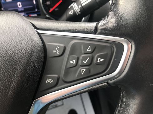 Used 2020 Chevrolet Equinox LT image 22