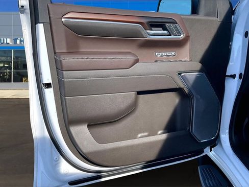 Used 2025 GMC Sierra 1500 Denali w/ Technology Package image 21