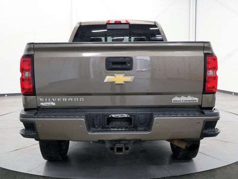Used 2015 Chevrolet Silverado 2500 High Country w/ High Country Premium Package AWD/4WD image 6