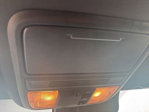 Used 2022 Honda Pilot Sport image 27