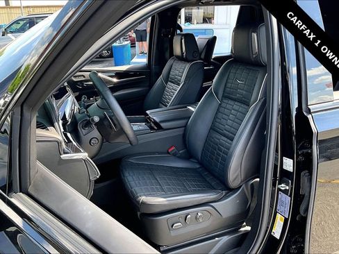 Used 2024 Cadillac Escalade V w/ LPO, ONYX Package AWD/4WD image 21