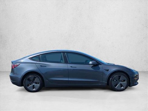 Used 2023 Tesla Model 3 Standard Range RWD image 4