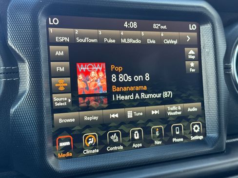 Used 2021 Jeep Wrangler Unlimited Sahara w/ Cold Weather Group image 18