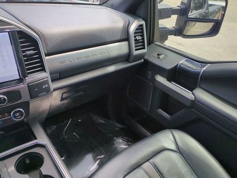 Certified 2022 Ford F350 Platinum AWD/4WD image 17