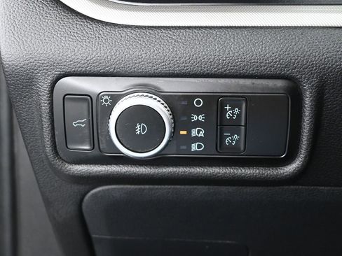 Certified 2023 Ford Explorer XLT w/ Equipment Group 202A image 14