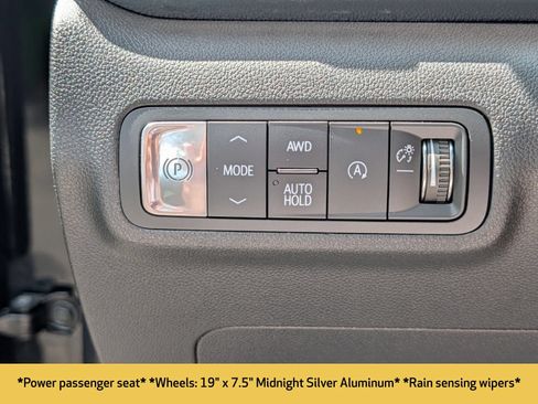 Used 2026 GMC Terrain Denali AWD/4WD image 13