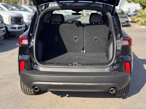 Used 2025 Ford Escape ST-Line Select image 13