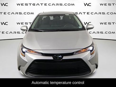 Used 2024 Toyota Corolla LE FWD image 2