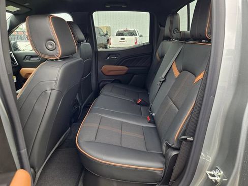New 2026 GMC Canyon AT4 AWD/4WD image 7