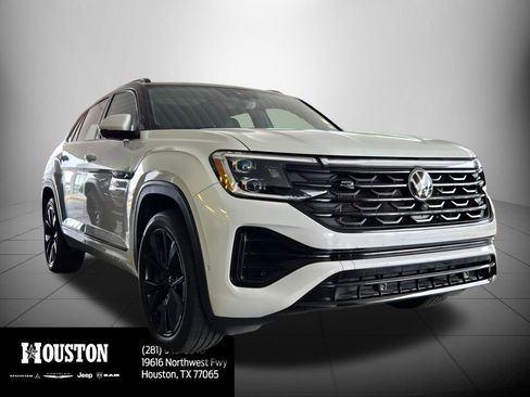 Used 2024 Volkswagen Atlas Cross Sport SEL Premium R-Line AWD/4WD image 3