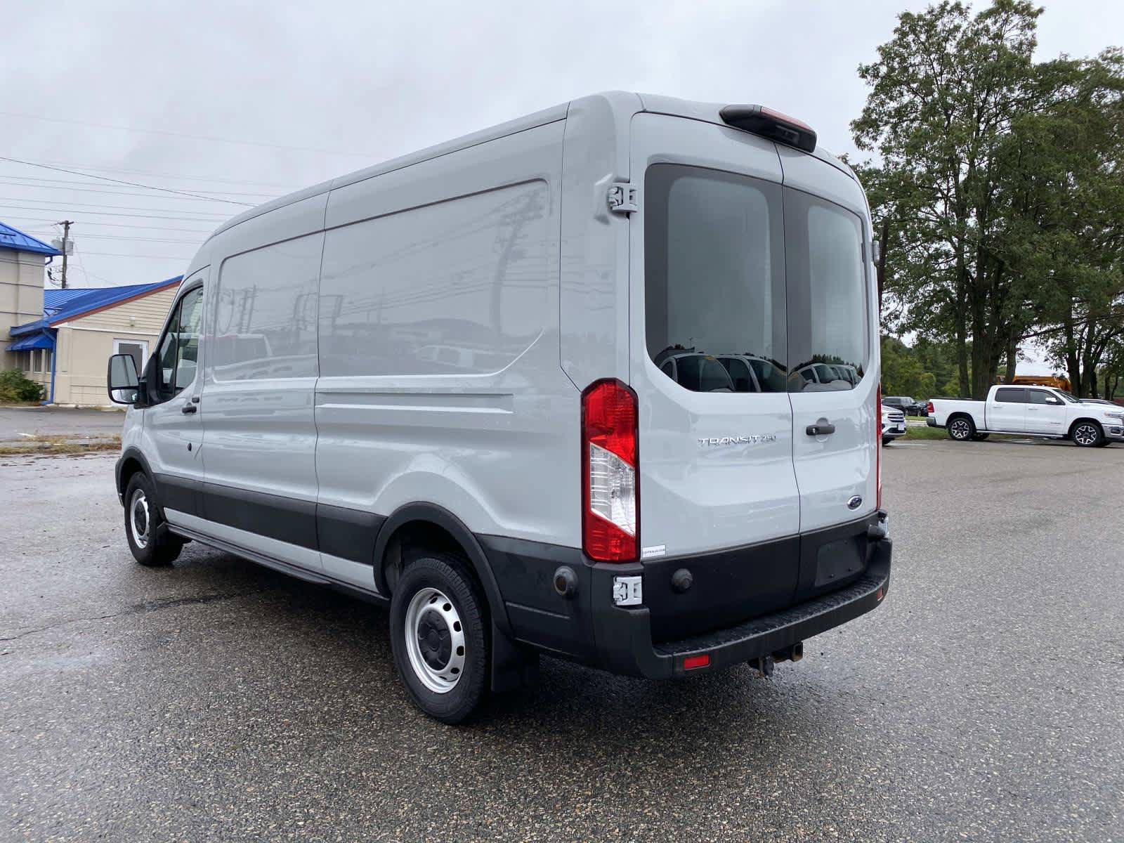 Used 2021 Ford Transit 250 Medium Roof w/ Load Area Protection Package RWD image 6