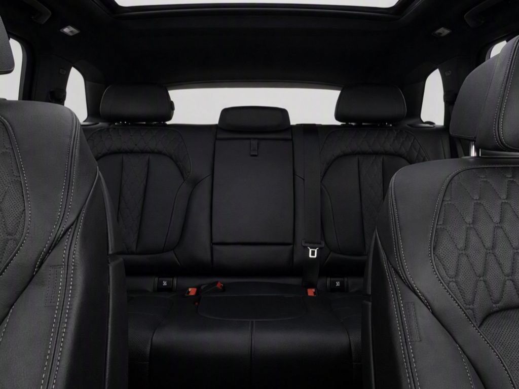 Used 2026 BMW X5 xDrive40i AWD/4WD image 32