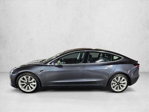 Used 2019 Tesla Model 3 Performance image 8
