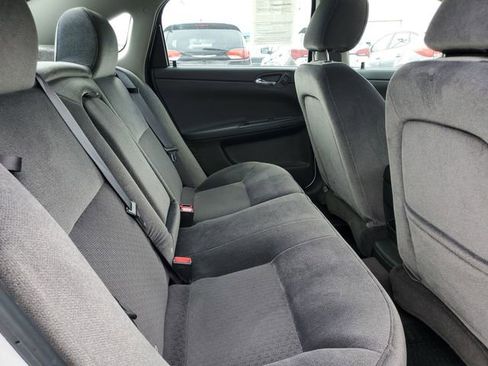 Used 2014 Chevrolet Impala LT w/ LT Sunroof Package FWD image 23