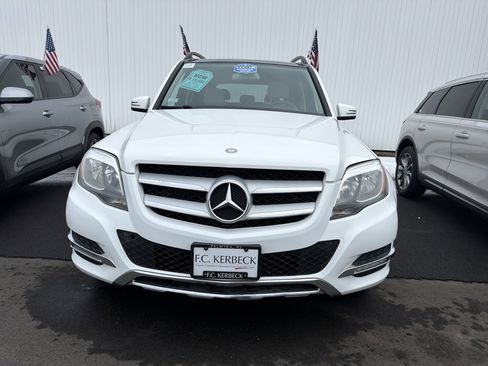 Used 2014 Mercedes-Benz GLK 350 4MATIC image 2