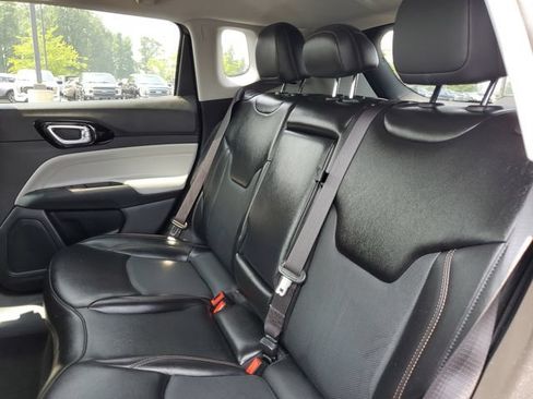 Used 2022 Jeep Compass Limited AWD/4WD image 29