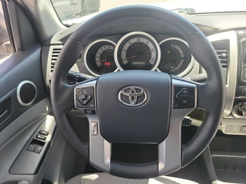 Used 2014 Toyota Tacoma 2WD Access Cab w/ SR5 Package image 22
