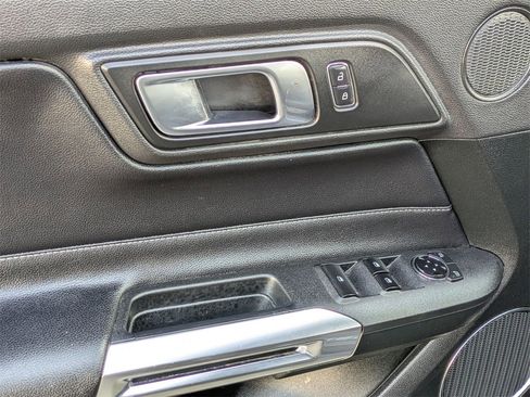 Used 2023 Ford Mustang Premium image 13