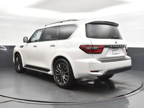 Used 2024 Nissan Armada Platinum w/ Captain's Chairs Package image 5
