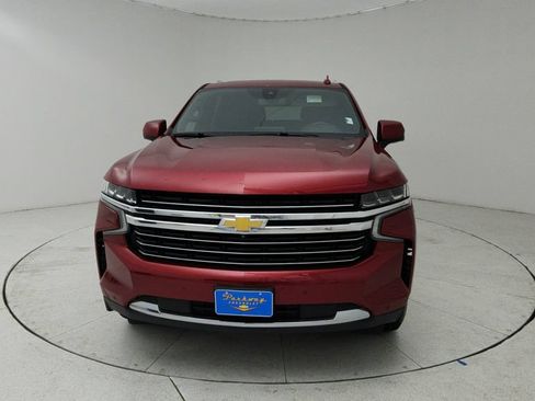 Certified 2021 Chevrolet Suburban LT w/ LT Signature Package RWD image 2